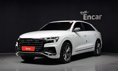 Audi Q8 · 2022 год