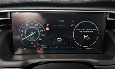 Hyundai Tucson 2023, 59895 км, за 18701.89 USD - фото 8