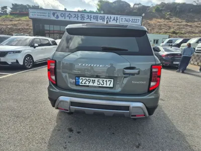 KG_Mobility_Ssangyong Torres 2023, 41413 км, за 14853.43 USD - фото 6