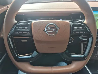 KG_Mobility_Ssangyong Torres 2023, 41413 км, за 14853.43 USD - фото 10