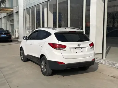 Hyundai ix35 2017, 60000 км, за 5709.13 USD