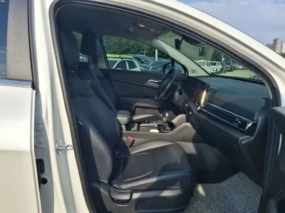 Kia Sportage 2022, 47248 км, за 15146.58 USD - фото 9