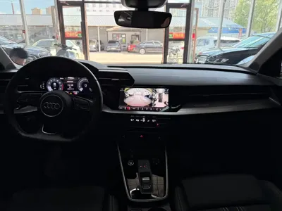 Audi A3 2022, 9000 км, за 23109.43 USD