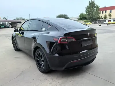 Tesla Model Y 2023, 62000 км, за 23545.34 USD