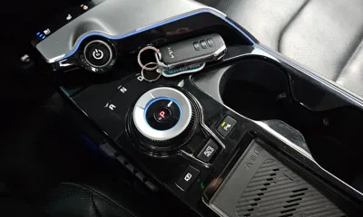 Kia EV6 2022, 114511 км, за 17133.56 USD - фото 9