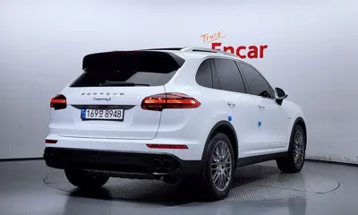 Porsche Cayenne 2016, 100230 км, за 23975.29 USD