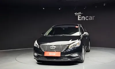 Hyundai Sonata 2016, 122368 км, за 6821.19 USD