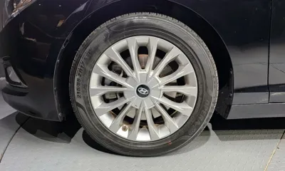 Hyundai Sonata 2016, 122368 км, за 6821.19 USD