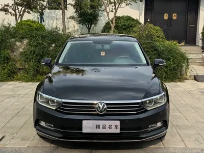 Volkswagen Magotan 2019, 53000 км, за 12442.41 USD