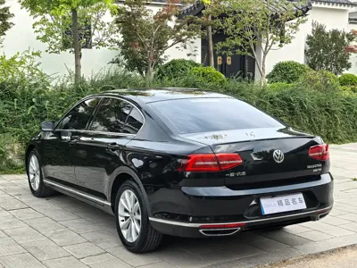 Volkswagen Magotan 2019, 53000 км, за 12442.41 USD