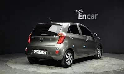 Kia Morning 2015, 71367 км, за 3277.72 USD