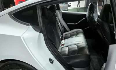 Tesla Model 3 2020, 102328 км, за 15961.63 USD - фото 12