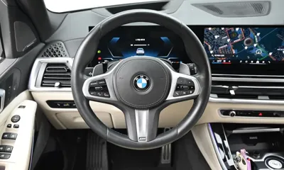 BMW X5 2025, 31616 км, за 64337.81 USD - фото 13