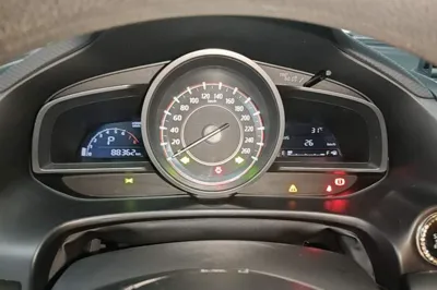 Mazda Mazda 3 Axela 2016, 88400 км, за 7338 USD - фото 14
