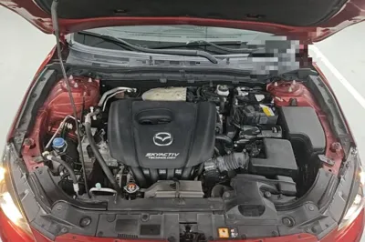 Mazda Mazda 3 Axela 2016, 88400 км, за 7338 USD - фото 24