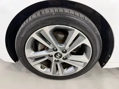 Hyundai Avante 2017, 148282 км, за 5276.88 USD - фото 19