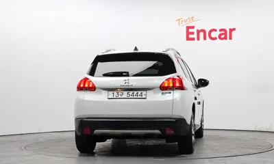 Peugeot 2008 2015, 116324 км, за 2775.02 USD