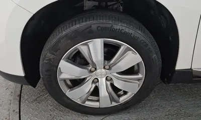 Peugeot 2008 2015, 116324 км, за 2775.02 USD