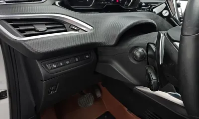 Peugeot 2008 2015, 116324 км, за 2775.02 USD - фото 18