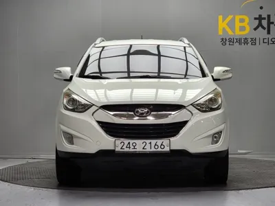 Hyundai Tucson · 2012 год