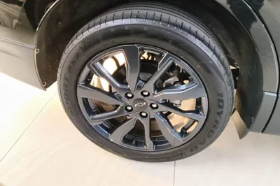 Chevrolet Equinox 2021, 60800 км, за 14647 USD - фото 10
