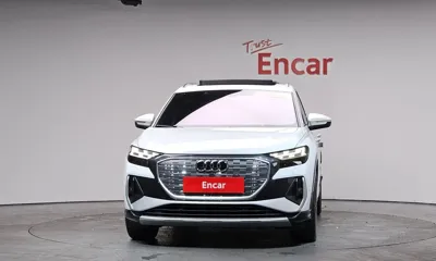 Audi Q4 e-tron 2023, 18166 км, за 27563.35 USD