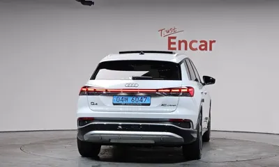 Audi Q4 e-tron 2023, 18166 км, за 27563.35 USD