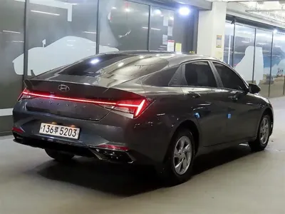 Hyundai Avante 2021, 109247 км, за 7417.62 USD