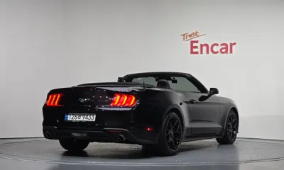 Ford Mustang 2022, 45364 км, за 18867.53 USD
