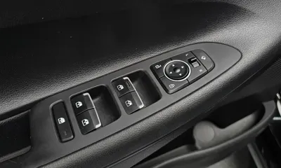 Hyundai Grandeur 2020, 81076 км, за 12678.91 USD - фото 17