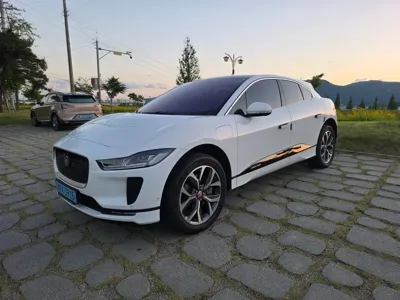 Jaguar I-Pace 2020, 53000 км, за 26346.63 USD - фото 16