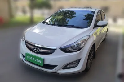 Hyundai Elantra (5th Generation · 2015 год