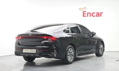 Kia K5 2021, 71146 км, за 10906.94 USD
