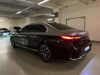 BMW 7-Series 2024, 30000 км, за 67392.55 USD