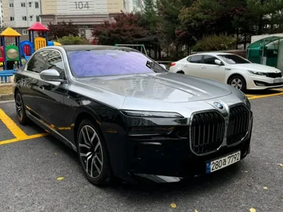 BMW 7-Series 2024, 30000 км, за 67392.55 USD - фото 9
