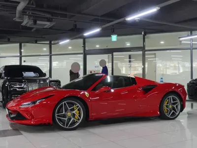 Ferrari F8 2023, 14000 км, за 261914.14 USD