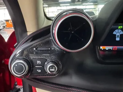 Ferrari F8 2023, 14000 км, за 261914.14 USD