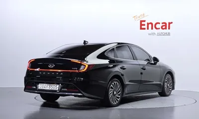 Hyundai Sonata 2020, 62398 км, за 13058.32 USD