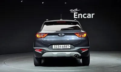 Kia Stonic 2018, 99063 км, за 5748.26 USD