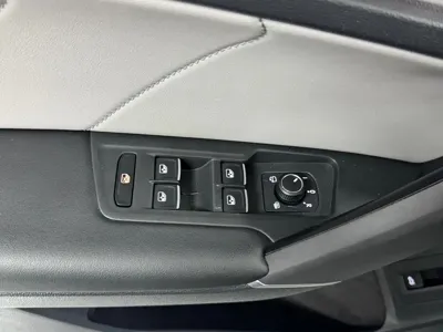 Volkswagen Tayron 2023, 33000 км, за 23446.9 USD - фото 8