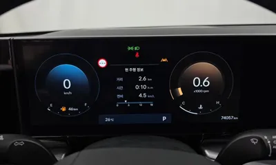 Hyundai Grandeur 2023, 74057 км, за 18827.37 USD - фото 8