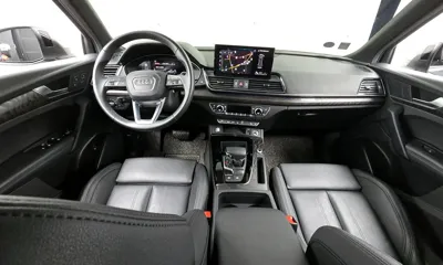 Audi Q5 2023, 43798 км, за 27916.44 USD - фото 7