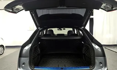 Audi Q5 2023, 43798 км, за 27916.44 USD - фото 20