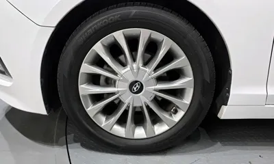 Hyundai Sonata 2017, 154214 км, за 4944.63 USD