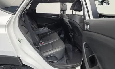 Hyundai Tucson 2018, 49451 км, за 10733.81 USD - фото 12