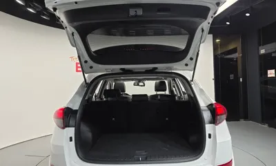 Hyundai Tucson 2018, 49451 км, за 10733.81 USD - фото 20