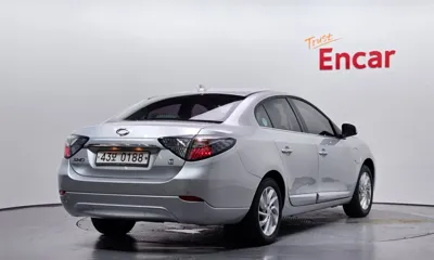 Renault-KoreaSamsung SM3 2016, 90193 км, за 2522.26 USD