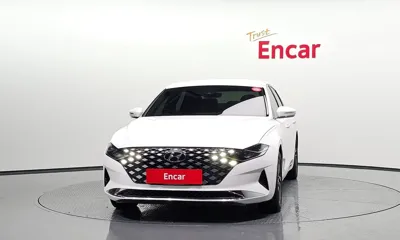 Hyundai Grandeur 2023, 271124 км, за 8131.68 USD