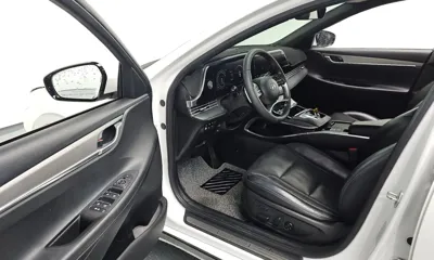Hyundai Grandeur 2023, 271124 км, за 8131.68 USD - фото 10