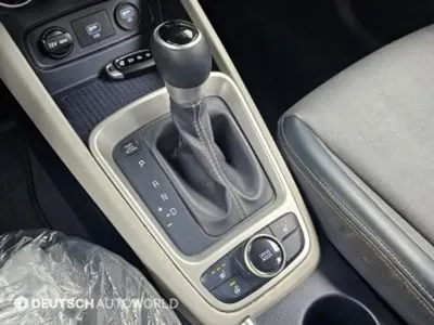 Hyundai Venue 2020, 53568 км, за 8458.68 USD - фото 9